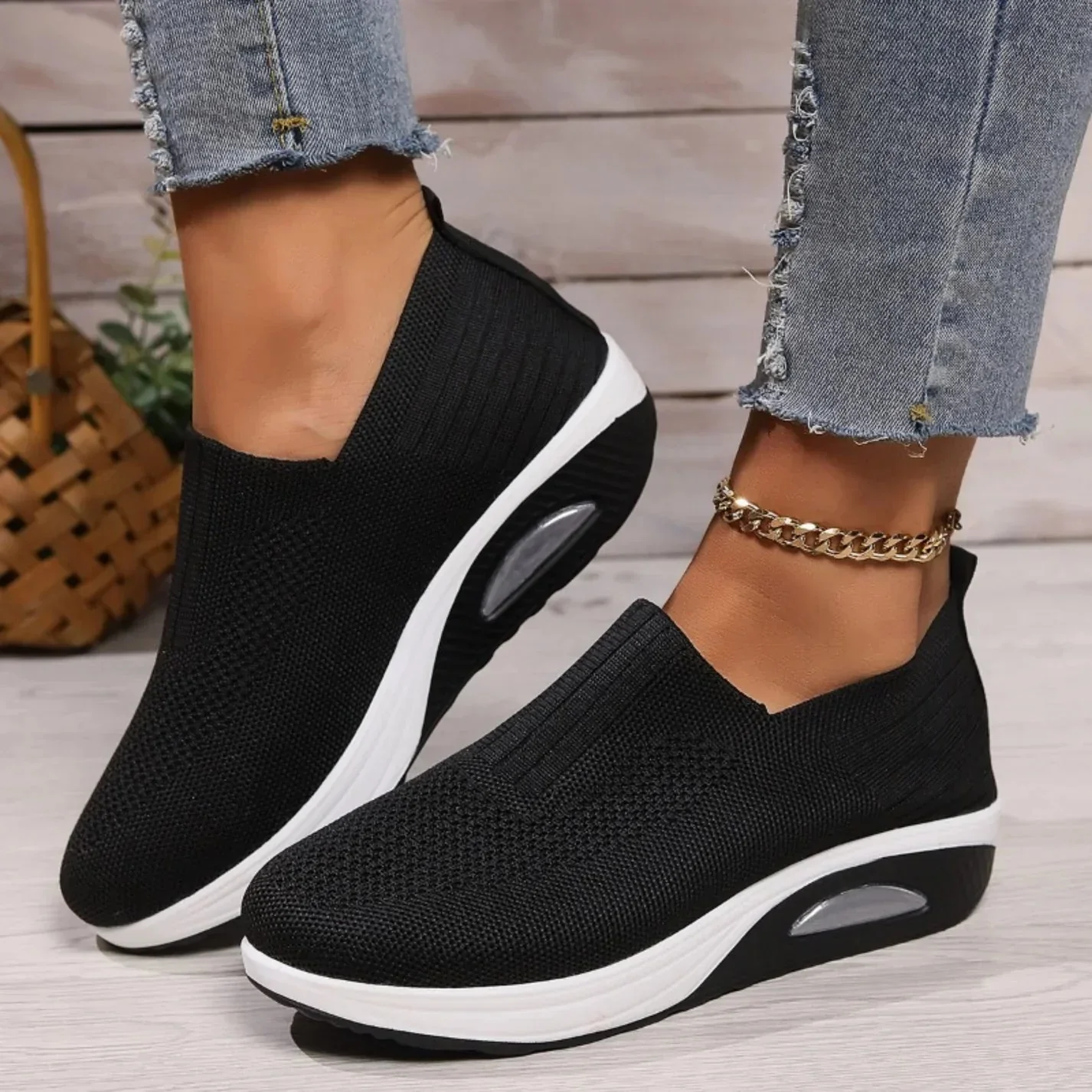 Weiße Sneaker Damen - Bequeme Slip-On-Schuhe für Alltag und Reisen, Stilvoller Komfort - Image 3