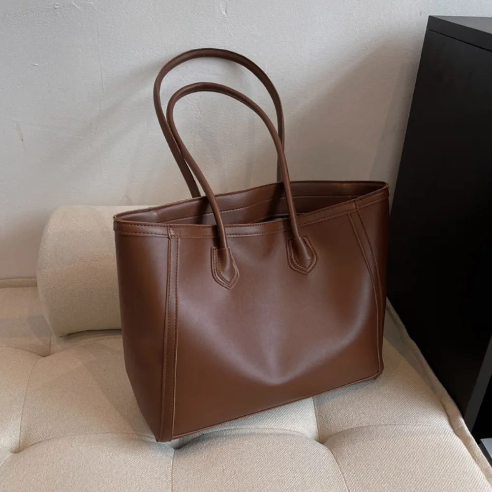 WILHELMINA - Image 12