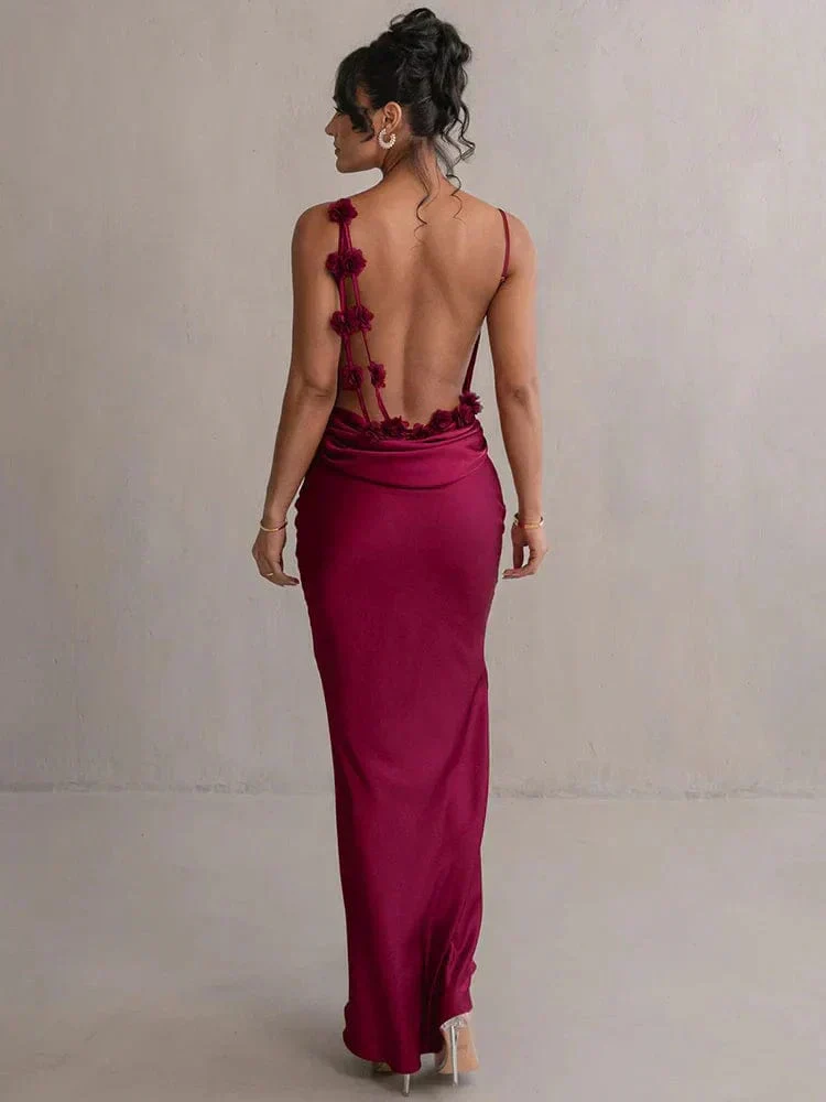 Xenia | Elegantes Rückenfreies Satin-Maxikleid mit Blumenapplikationen - Image 7