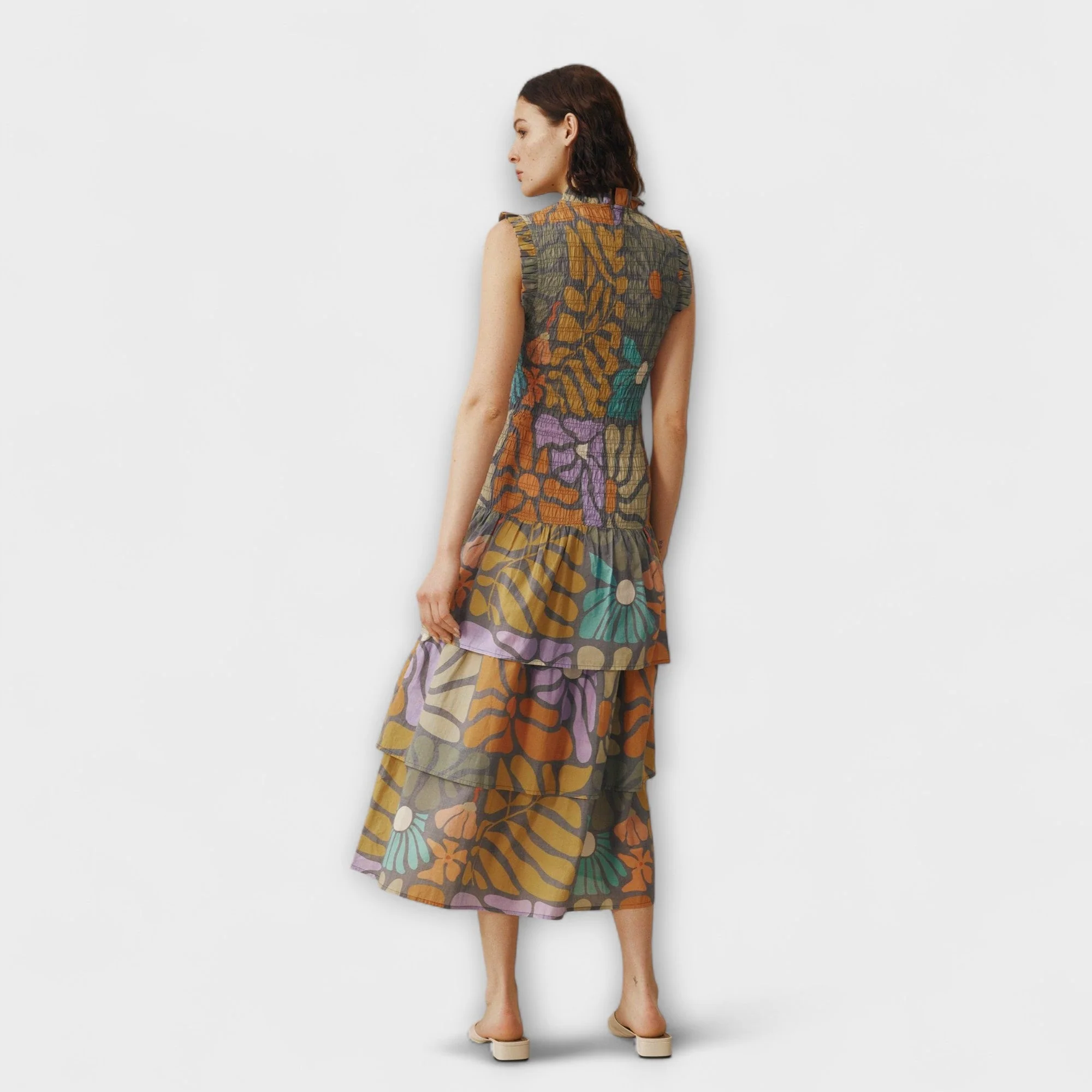 Yenora – Midikleid mit gesmoktem Oberteil und Stufenrock - Image 2