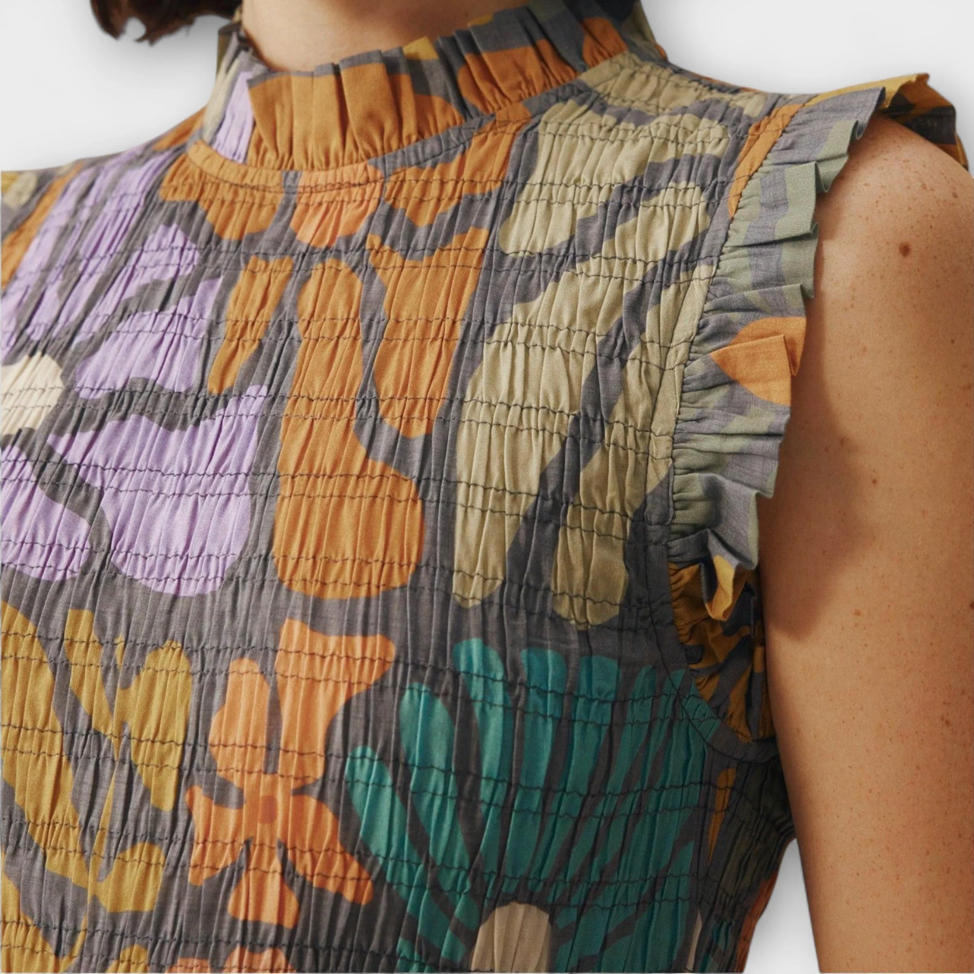 Yenora – Midikleid mit gesmoktem Oberteil und Stufenrock - Image 4