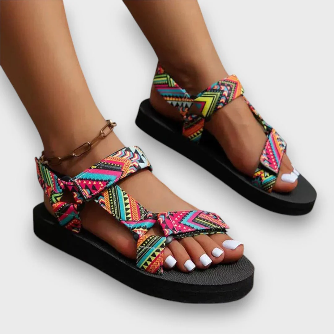 Zanika – Outdoor-Sandalen mit Ethno-Flair - Image 2