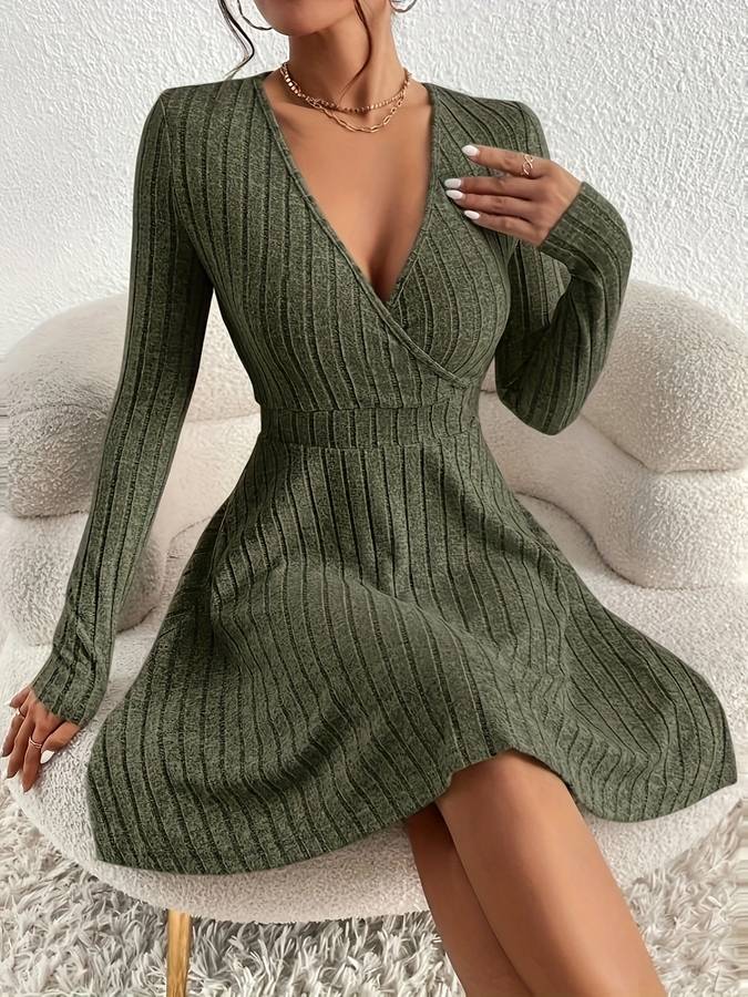 Zarelle | Langärmliges Kleid - Image 2