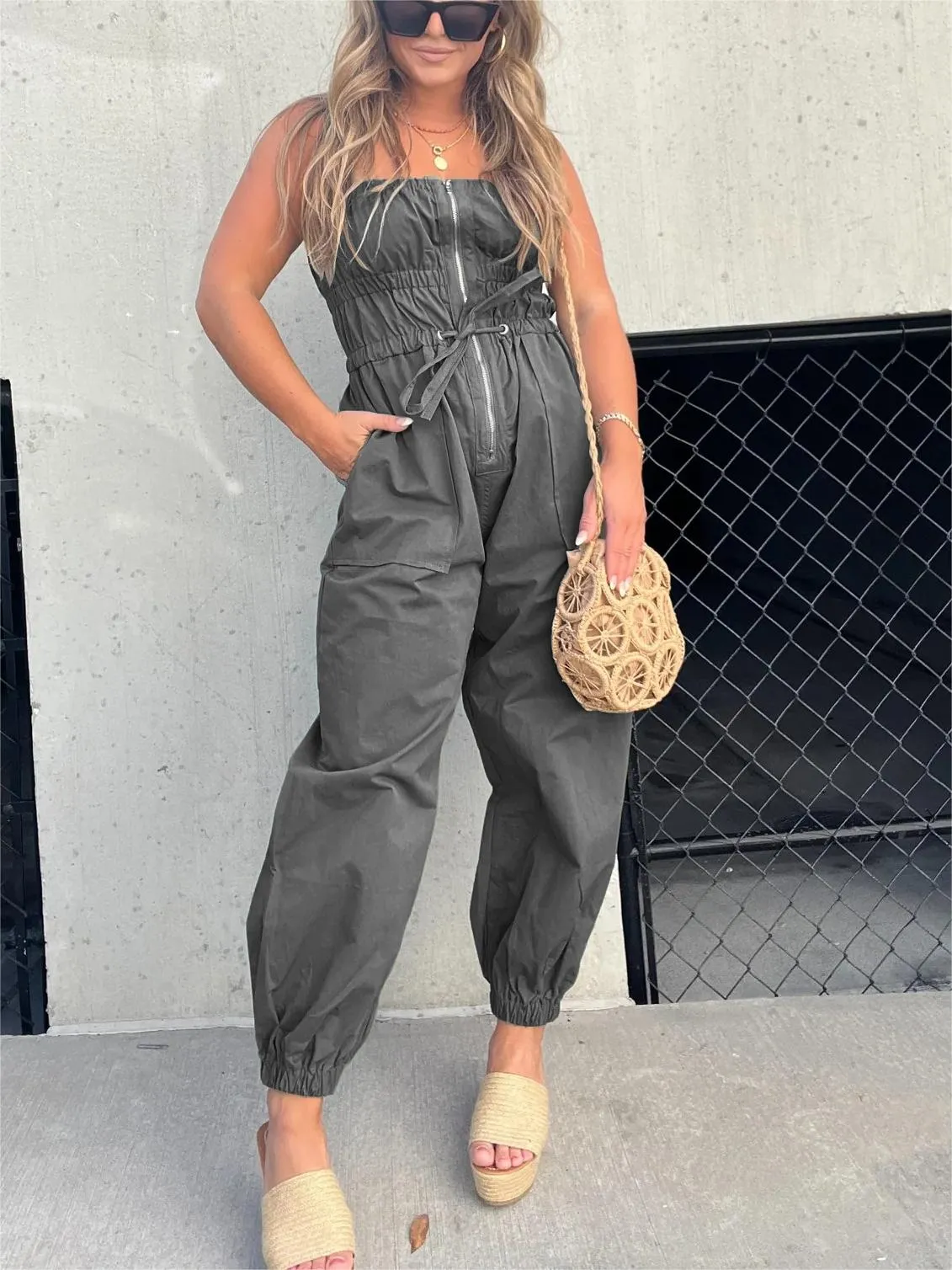 ZIPPER CARGO JUMPSUIT - Image 4