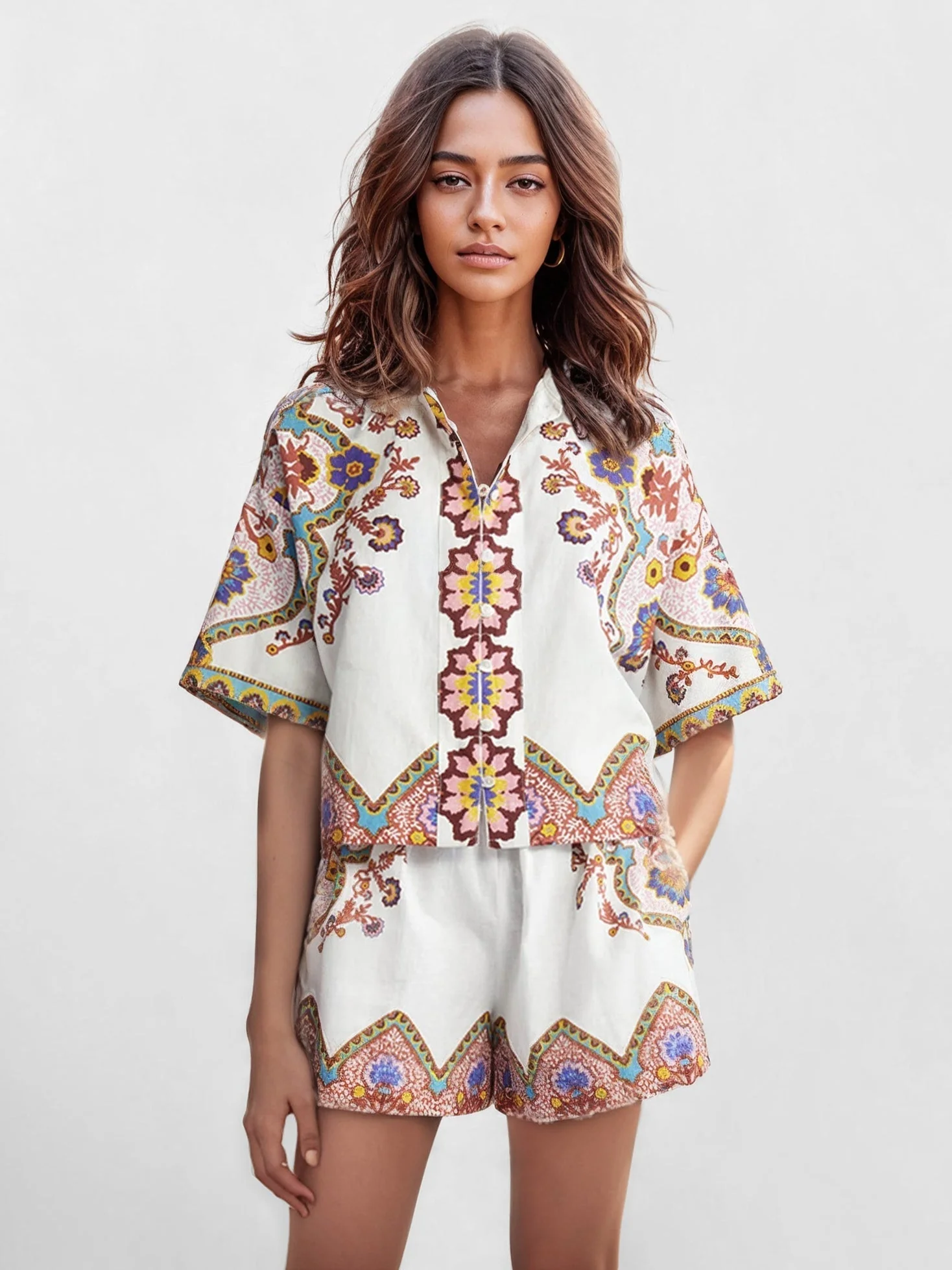 Zwei Stück Boho-Blumen-Set – Hemdkleid und Shorts in passenden Designs - Image 4