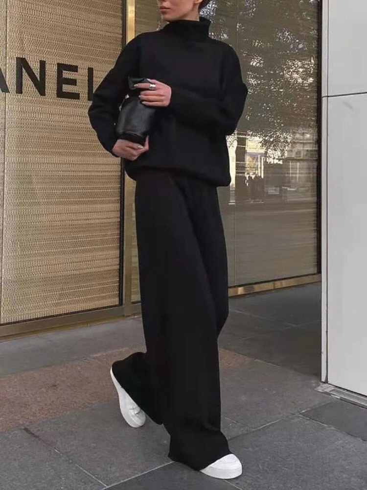 Zweiteiliges Pullover und Hosen Set - Image 4