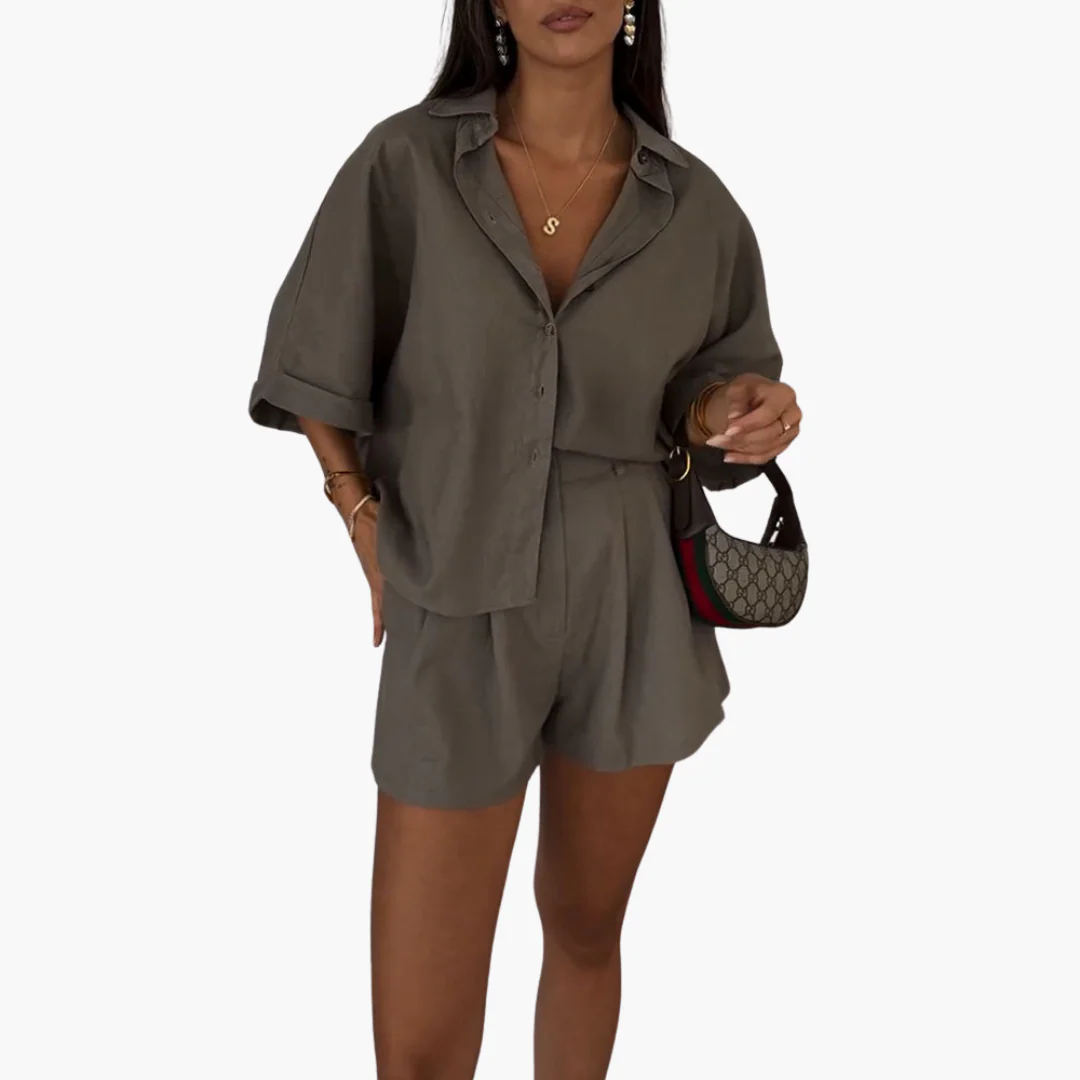 Zweiteiliges Set - Damenbluse und Shorts für Sommertage - Image 2