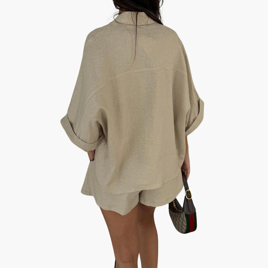 Zweiteiliges Set - Damenbluse und Shorts für Sommertage - Image 4
