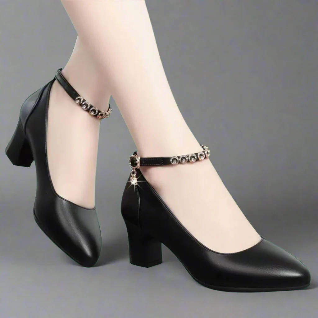 Zymara | Pumps aus Premiumlack für dein Büro-Style - Image 7